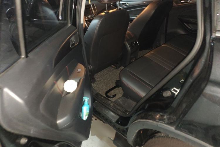 Used CHANGAN CS75 2016 1.8T Automatic Elite Model China V Standard Left Rear Seat