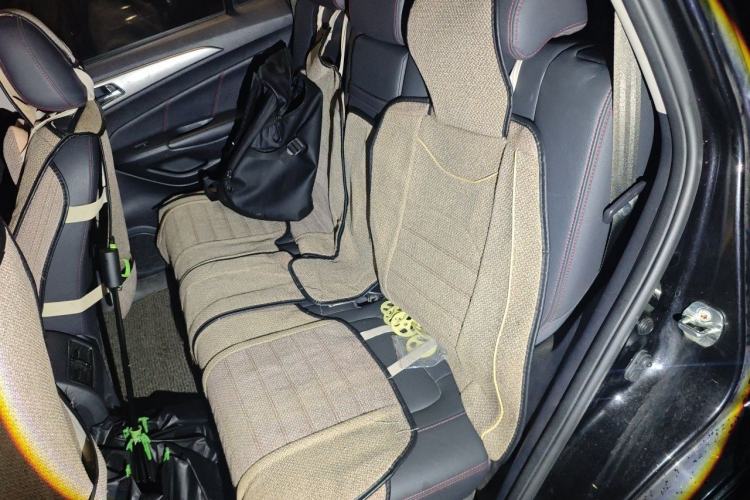 Used CHANGAN CS75 2016 1.8T Automatic Elite Model China V Standard Left Rear Seat