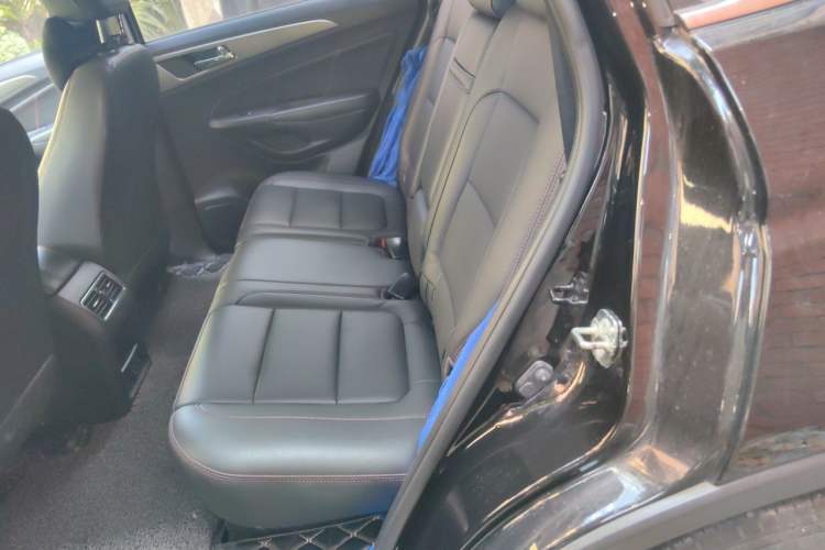 Used CHANGAN CS75 2016 1.8T Automatic Elite Model China V Standard Left Rear Seat