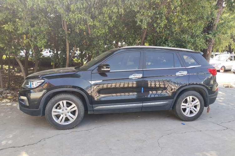 Used CHANGAN CS75 2016 1.8T Automatic Elite Model China V Standard Left Side