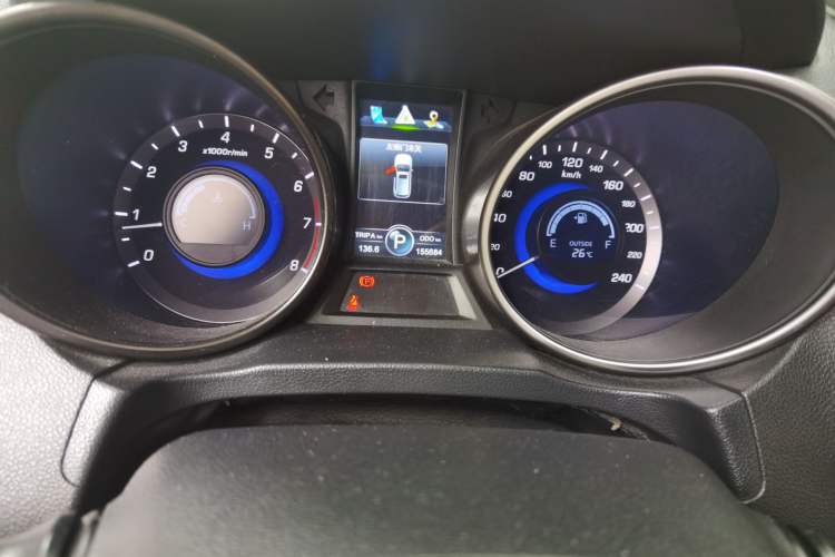 Used CHANGAN CS75 2016 1.8T Automatic Elite Model China V Standard Odometer Close Up