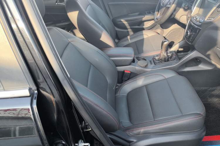 Used CHANGAN CS75 2016 1.5T Manual FENGSHANG Model Right Front Seat
