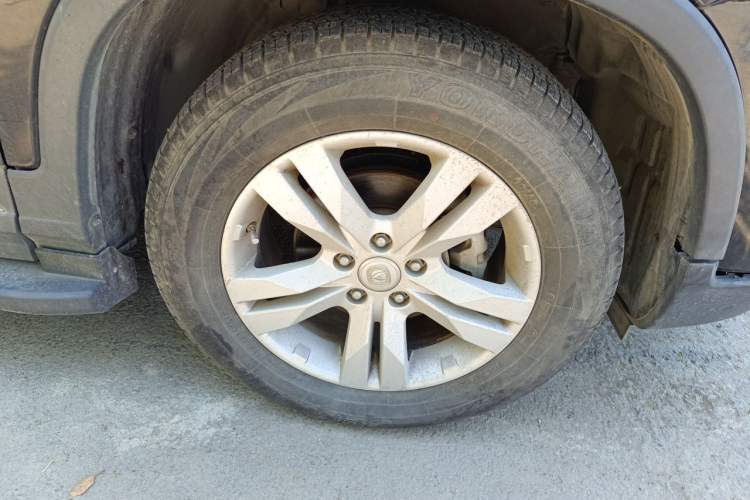 Used CHANGAN CS75 2016 1.8T Automatic Elite Model China V Standard Right Front Wheel Hub