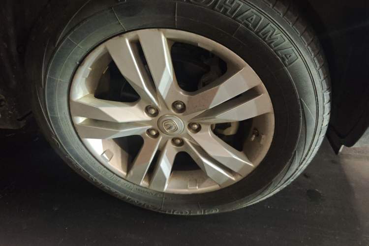 Used CHANGAN CS75 2016 1.8T Automatic Elite Model China V Standard Right Front Wheel Hub