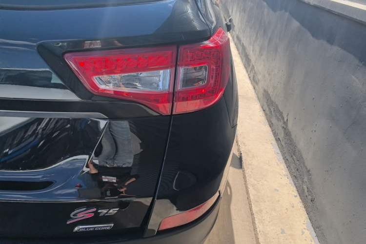 Used CHANGAN CS75 2016 1.8T Automatic Elite Model China V Standard Right Rear Taillight