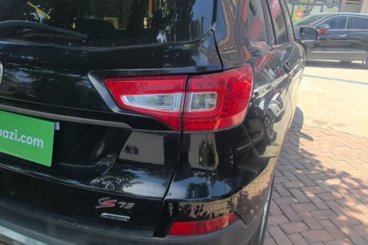 Used CHANGAN CS75 2016 2.0L Manual Leading Version China IV Standard Right Rear Taillight