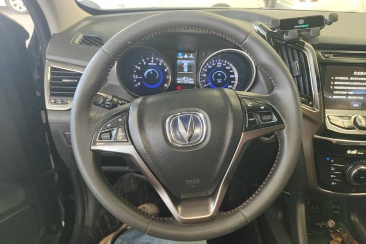 Used CHANGAN CS75 2016 2.0L Manual Luxury Version China V Standard Steering Wheel