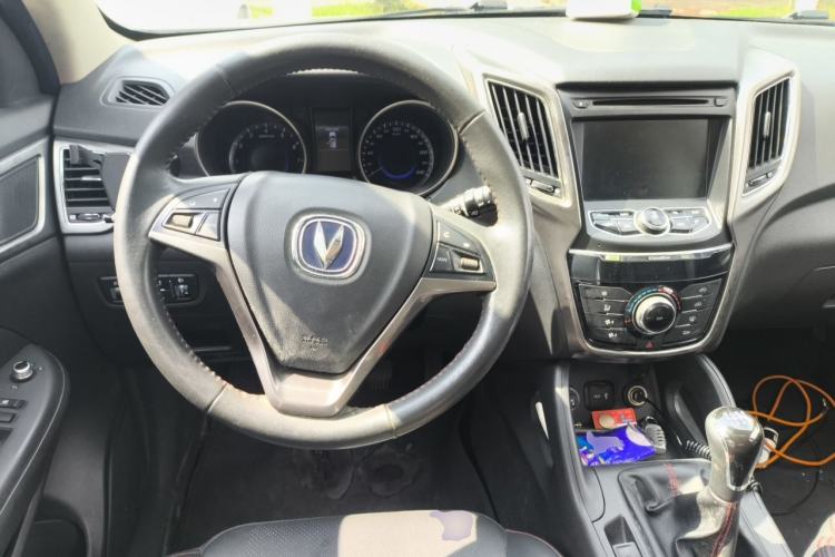 Used CHANGAN CS75 2016 2.0L Manual Luxury Version China V Standard Steering Wheel