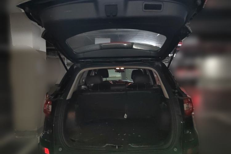 Used CHANGAN CS75 2016 1.8T Automatic Elite Model China V Standard Trunk