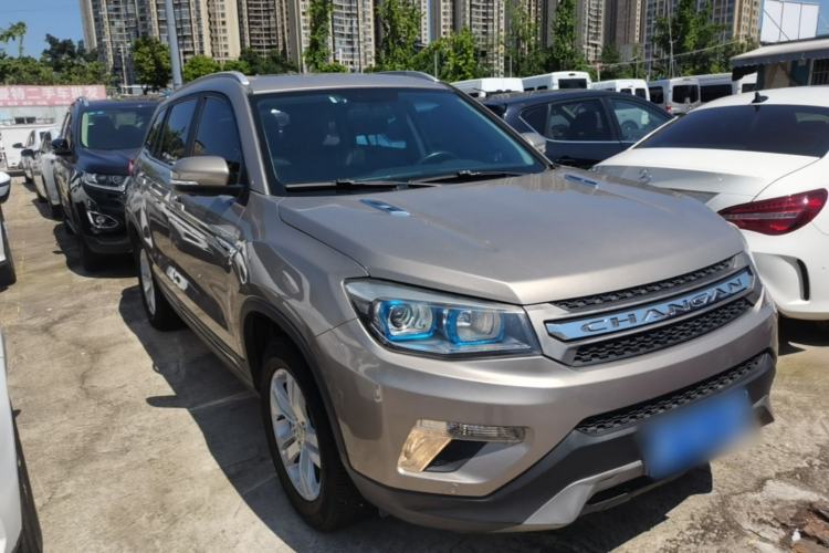 Used CHANGAN CS75 2016 1.8T Automatic Elite Model China V Standard Front Right 45 Deg