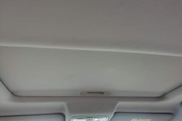Used CHANGAN CS75 2016 1.8T Automatic Elite Model China IV Standard Headliner