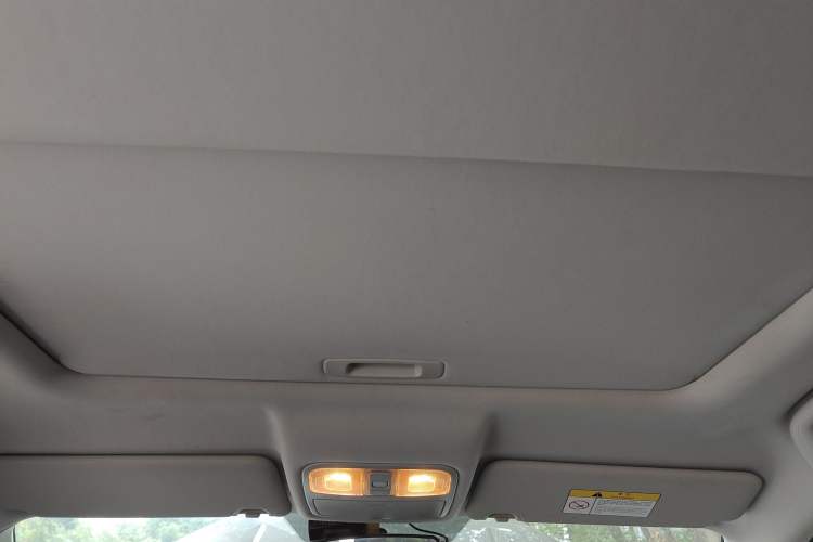 Used CHANGAN CS75 2016 1.8T Automatic Elite Model China V Standard Headliner