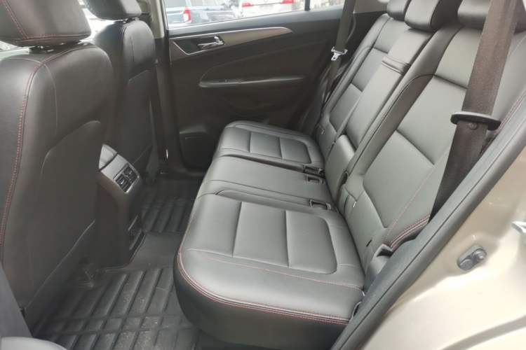 Used CHANGAN CS75 2016 1.8T Automatic Elite Model China IV Standard Left Rear Seat