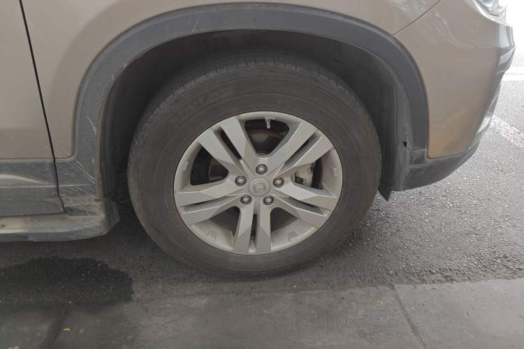 Used CHANGAN CS75 2016 1.8T Automatic Elite Model China V Standard Right Front Wheel Hub