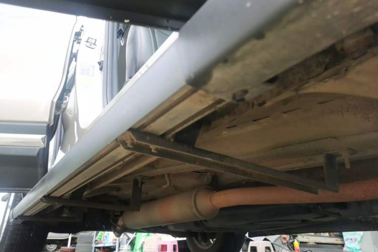 Used CHANGAN CS75 2016 1.8T Automatic Elite Model China IV Standard Right Side Sill
