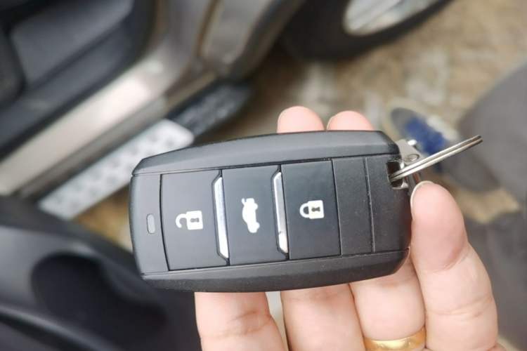Used CHANGAN CS75 2016 1.8T Automatic Elite Model China IV Standard Vehicle Key