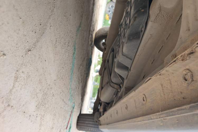 Used CHANGAN CS75 2016 1.5T Manual FENGSHANG Model Chassis Front Left
