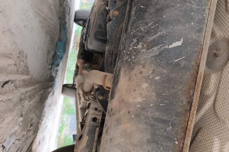 Used CHANGAN CS75 2016 1.5T Manual FENGSHANG Model Chassis Rear