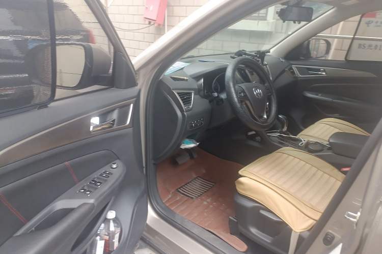 Used CHANGAN CS75 2016 1.8T Automatic Elite Model China V Standard Driver Seat