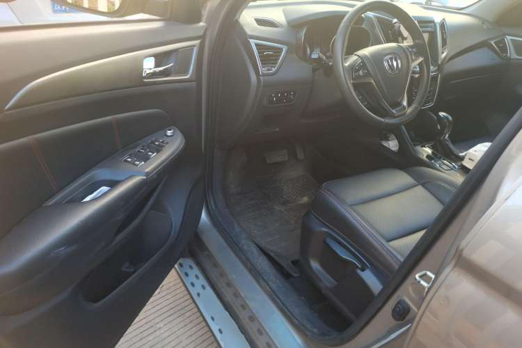 Used CHANGAN CS75 2016 1.8T Automatic Elite Model China V Standard Driver Seat