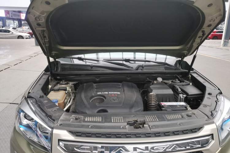 Used CHANGAN CS75 2016 1.8T Automatic Elite Model China V Standard Engine Bay