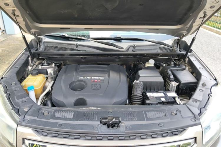 Used CHANGAN CS75 2016 1.8T Automatic Elite Model China V Standard Engine Bay