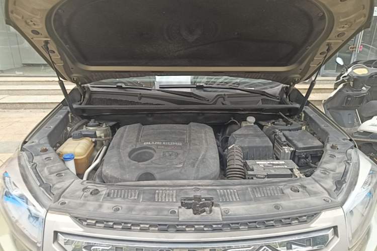 Used CHANGAN CS75 2016 1.8T Automatic Elite Model China IV Standard Engine Bay