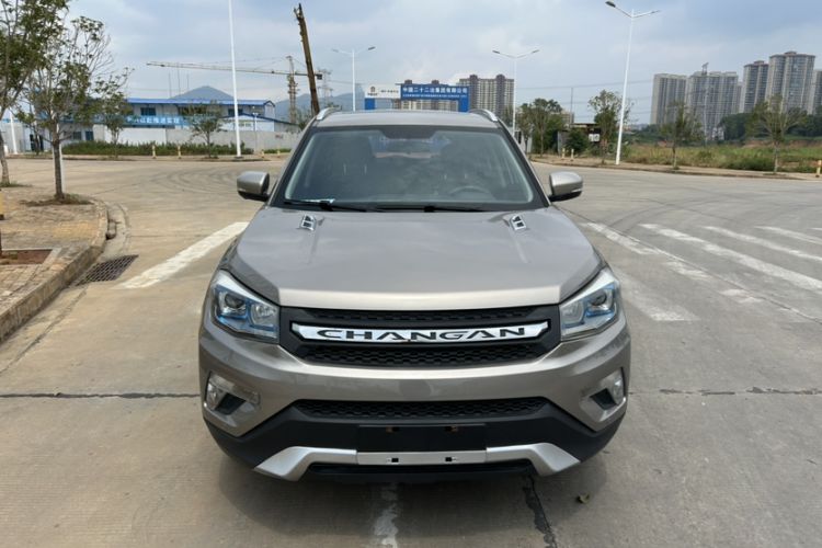 Used CHANGAN CS75 2016 1.8T Automatic Elite Model China IV Standard Exterior 1