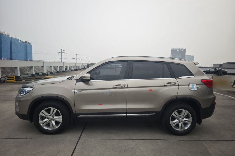 Used CHANGAN CS75 2016 1.8T Automatic Elite Model China V Standard Exterior 3