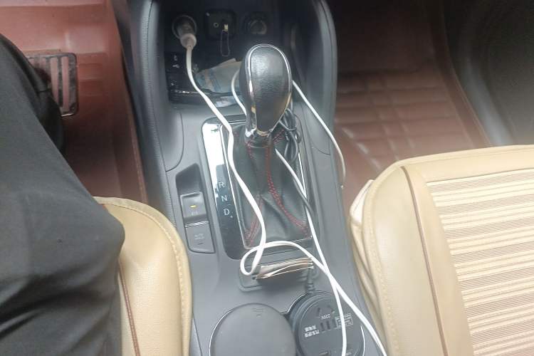 Used CHANGAN CS75 2016 1.8T Automatic Elite Model China V Standard Gear Lever