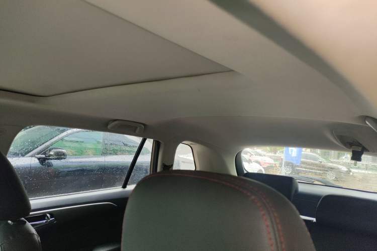 Used CHANGAN CS75 2016 1.8T Automatic Elite Model China V Standard Headliner