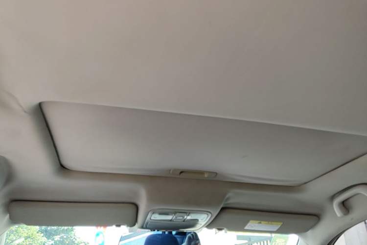 Used CHANGAN CS75 2016 1.8T Automatic Elite Model China V Standard Headliner