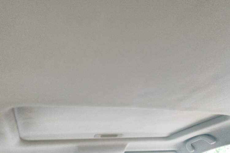 Used CHANGAN CS75 2016 1.8T Automatic Elite Model China IV Standard Headliner