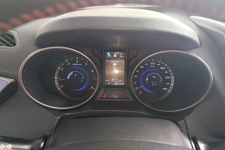 Used CHANGAN CS75 2016 2.0L Manual Leading Version China IV Standard Instrument Cluster