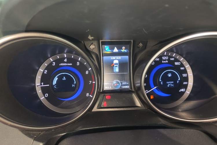 Used CHANGAN CS75 2016 2.0L Manual Luxury Version China V Standard Instrument Cluster