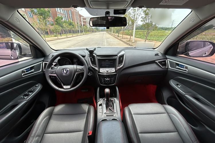 Used CHANGAN CS75 2016 1.8T Automatic Elite Model China IV Standard Interior 1