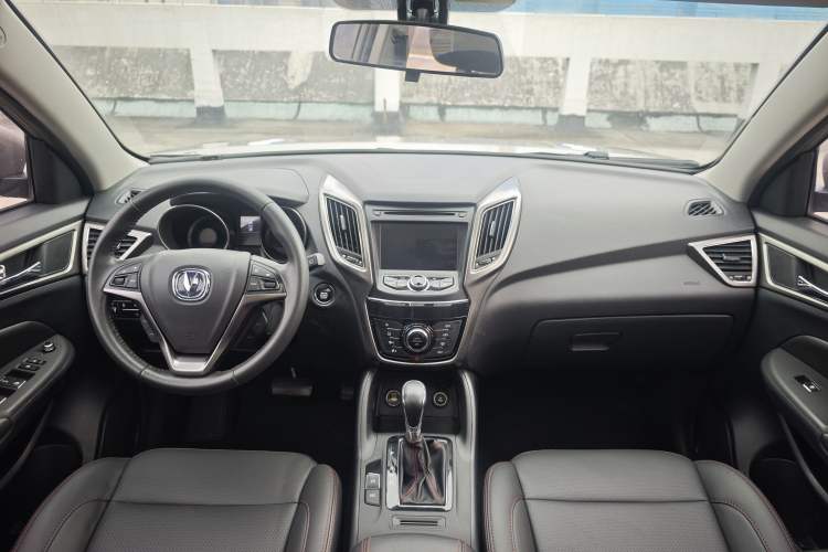 Used CHANGAN CS75 2016 1.8T Automatic Elite Model China V Standard Interior 6