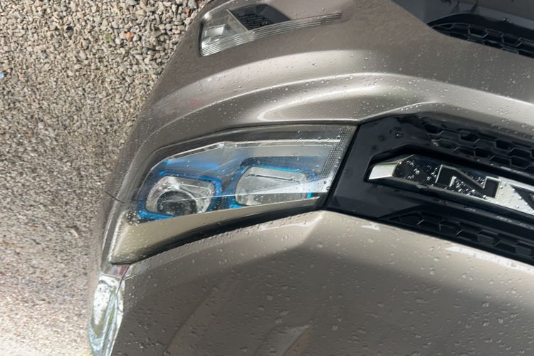 Used CHANGAN CS75 2016 1.8T Automatic Elite Model China IV Standard Left Front Headlight
