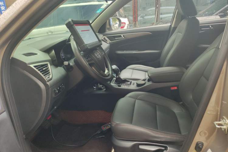 Used CHANGAN CS75 2016 1.8T Automatic Elite Model China V Standard Left Front Seat
