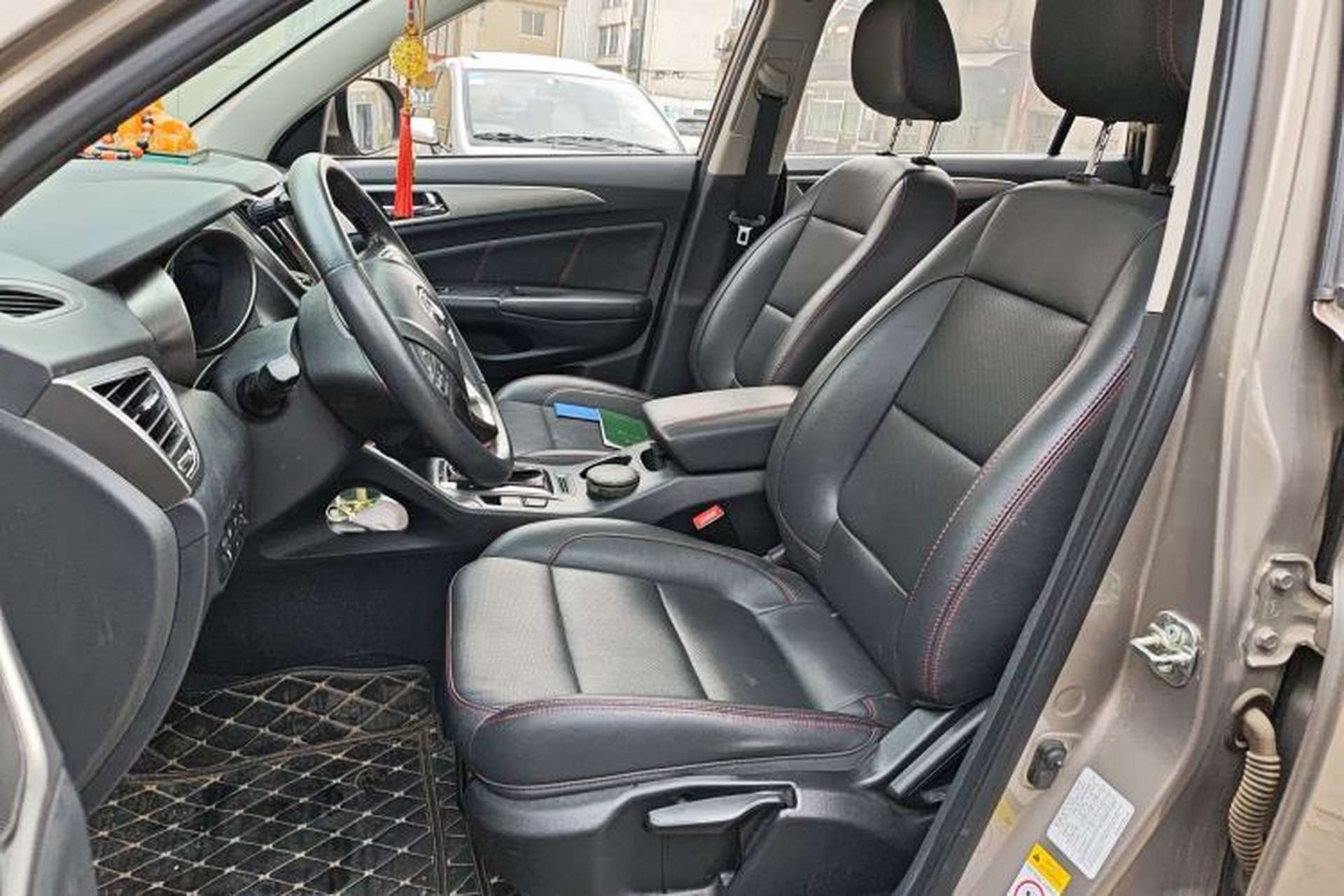 Used CHANGAN CS75 2016 1.8T Automatic Elite Model China V Standard Left Front Seat