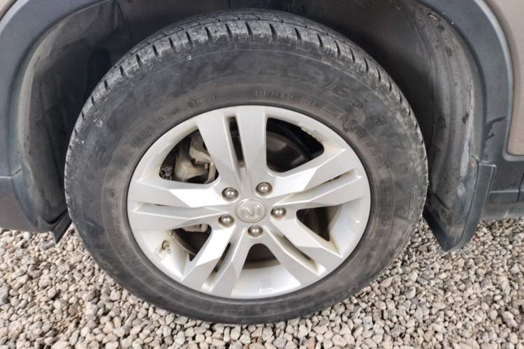 Used CHANGAN CS75 2016 1.8T Automatic Elite Model China IV Standard Left Front Wheel Hub