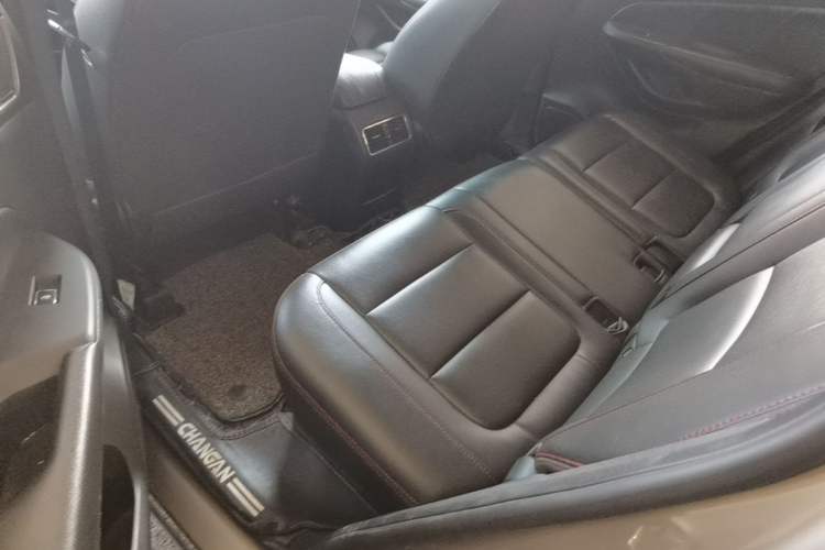 Used CHANGAN CS75 2016 1.8T Automatic Elite Model China V Standard Left Rear Seat