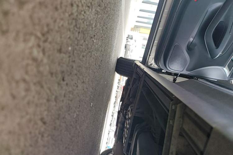 Used CHANGAN CS75 2016 2.0L Manual Leading Version China IV Standard Left Side Sill
