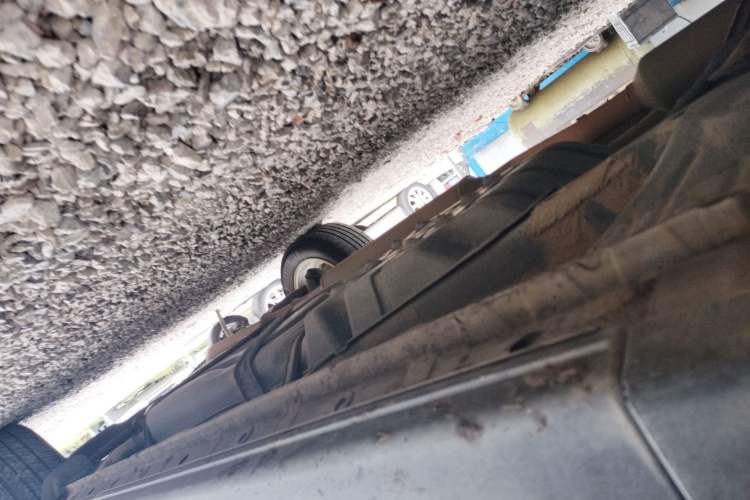 Used CHANGAN CS75 2016 1.8T Automatic Elite Model China IV Standard Left Side Sill
