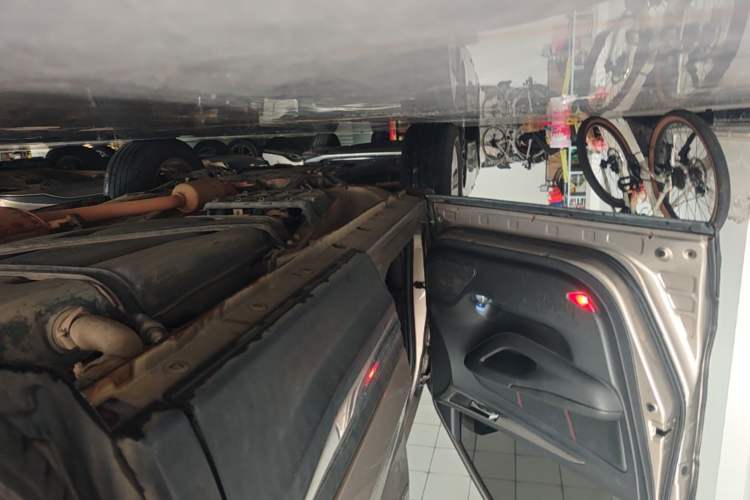 Used CHANGAN CS75 2016 2.0L Manual Luxury Version China V Standard Left Side Sill