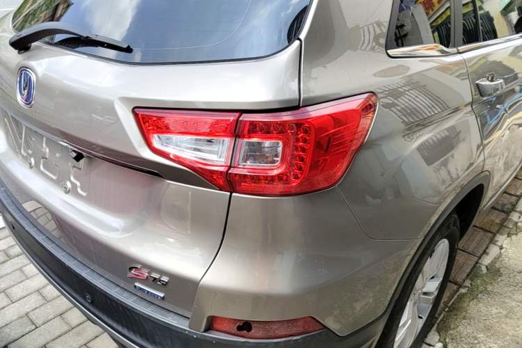 Used CHANGAN CS75 2016 1.8T Automatic Elite Model China V Standard Right Rear Taillight