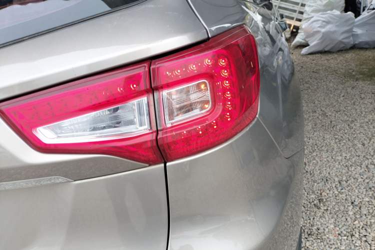 Used CHANGAN CS75 2016 1.8T Automatic Elite Model China IV Standard Right Rear Taillight