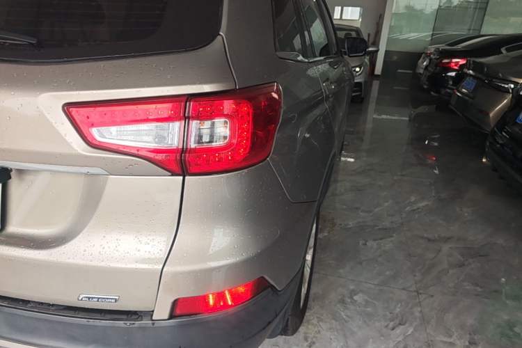 Used CHANGAN CS75 2016 2.0L Manual Luxury Version China V Standard Right Rear Taillight