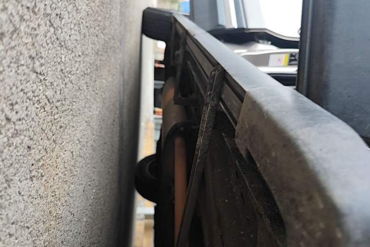 Used CHANGAN CS75 2016 2.0L Manual Leading Version China IV Standard Right Side Sill