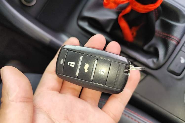 Used CHANGAN CS75 2016 2.0L Manual Leading Version China IV Standard Vehicle Key